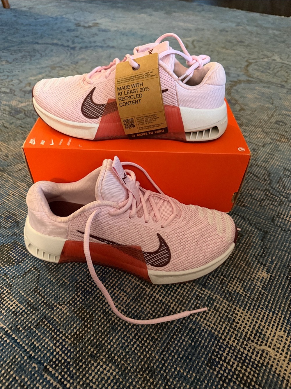 Nike Women's Metcon 9 Athletic Training Sneakers with Maroon Swoosh